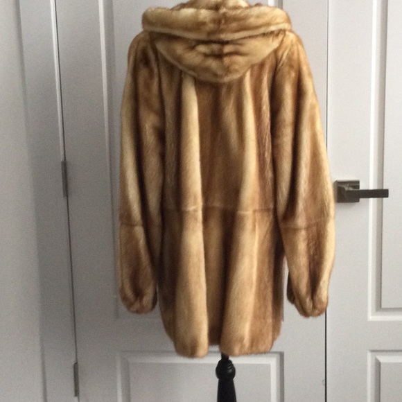 MINK COAT MADE HIGH QUALITY FUR - Picture 3 of 16